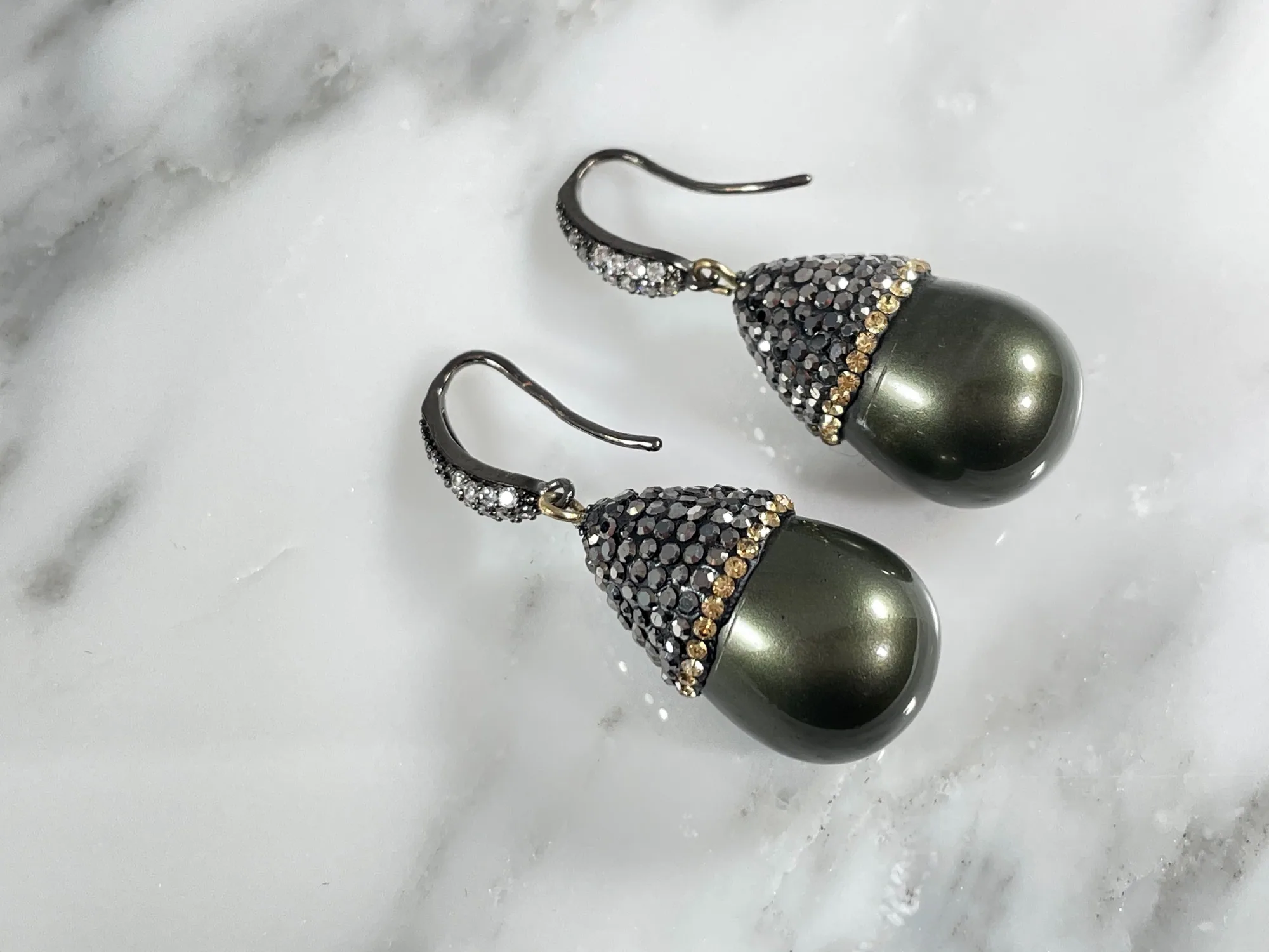 Black Pearl Earrings view 2